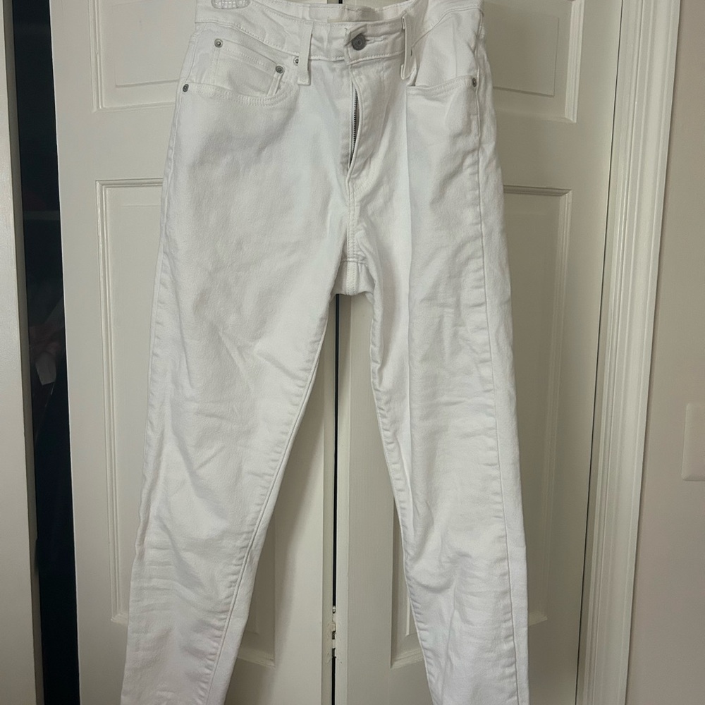 Levi's Women's Bright White 721 High Rise Skinny Jeans